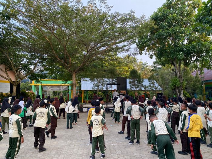 Gerakan Ceria di Bumi Perkemahan: Nur Jannah Pimpin Senam Pagi PERSAMI MIN 1 Bungo