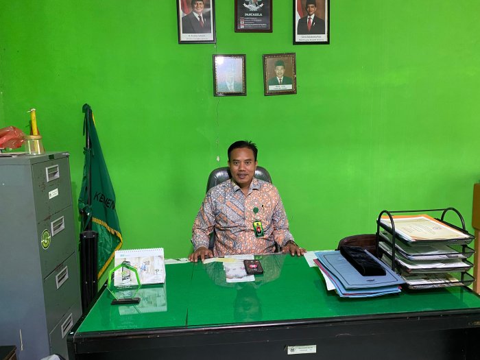 MIN 1 Bungo Rayakan Hari Batik Nasional dengan Semangat Kebanggaan