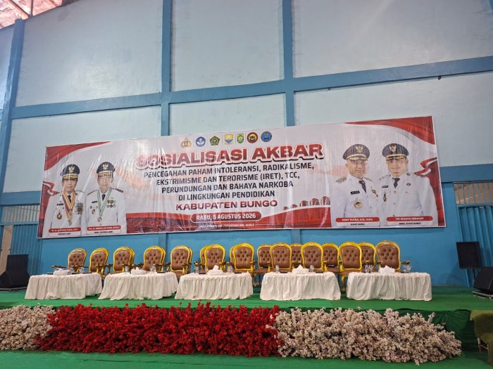 Kepala MIN 1 Bungo Ikuti Sosialisasi Akbar Pencegahan Paham Radikal, Terorisme, TCC, dan Perundungan Kepala MIN 1 Bungo Ikuti Sosialisasi Akbar Pencegahan Paham Radikal, Terorisme, TCC, dan Perundungan