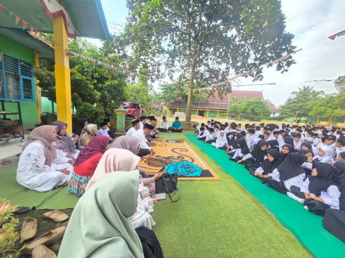 Jumat Berkah di MIN 1 Bungo: Memperkuat iman Melalui Pembacaan Yasin, Tahlil, dan Doa Bersama Jumat Berkah di MIN 1 Bungo: Memperkuat iman Melalui Pembacaan Yasin, Tahlil, dan Doa Bersama