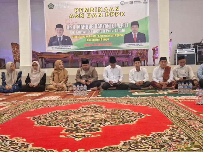 MIN 1 Bungo Hadiri Pembinaan ASN, Kepala Madrasah Perkuat Komitmen Profesionalisme Aparatur Kementerian Agama