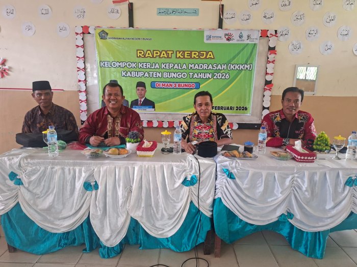 Perkuat Sinergi dan Kepemimpinan, Kepala MIN 1 Bungo Hadiri Kegiatan K3M di MAN 3 Bungo