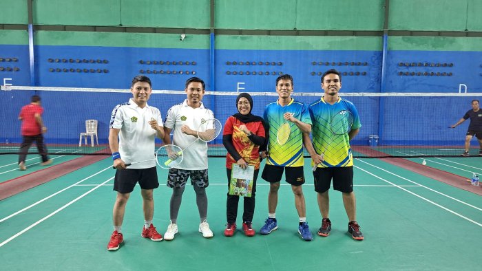 Guru MIN 1 Bungo Raih Juara 2 Lomba Badminton HAB Kemenag Provinsi Jambi