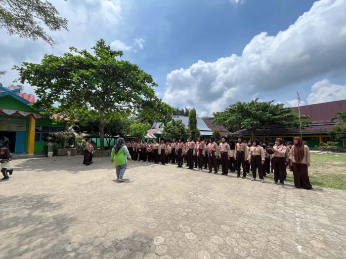 Latihan Penuh Semangat, MIN 1 Bungo Siapkan Siswa Hadapi Persami