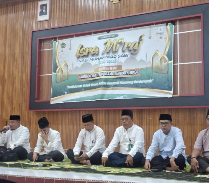Kepala MIN 1 Bungo Hadiri Peringatan Isra Mikraj di Kantor Kemenag Kabupaten Bungo