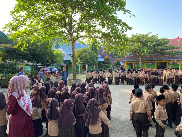 Apel Pagi MIN 1 Bungo Berlangsung Khidmat, Diwarnai Pembacaan Doa dan Ayat Suci Al-Quran