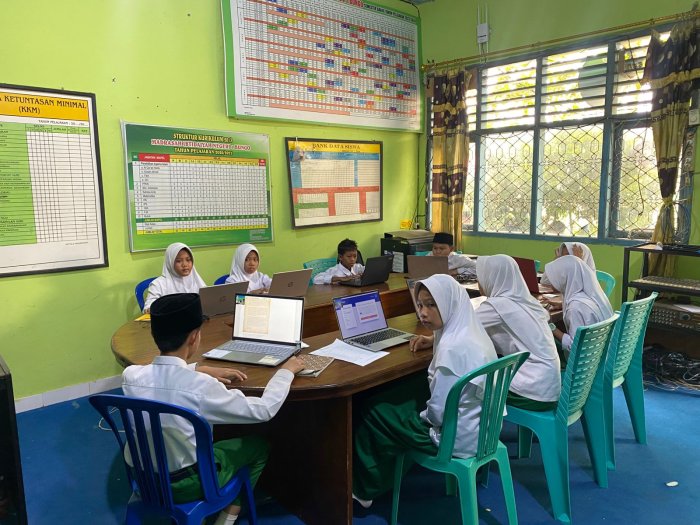 MIN 1 Bungo Gladi Bersih TKA Hari Kedua: Siswa Semakin Siap dan Percaya Diri Menghadapi Ujian