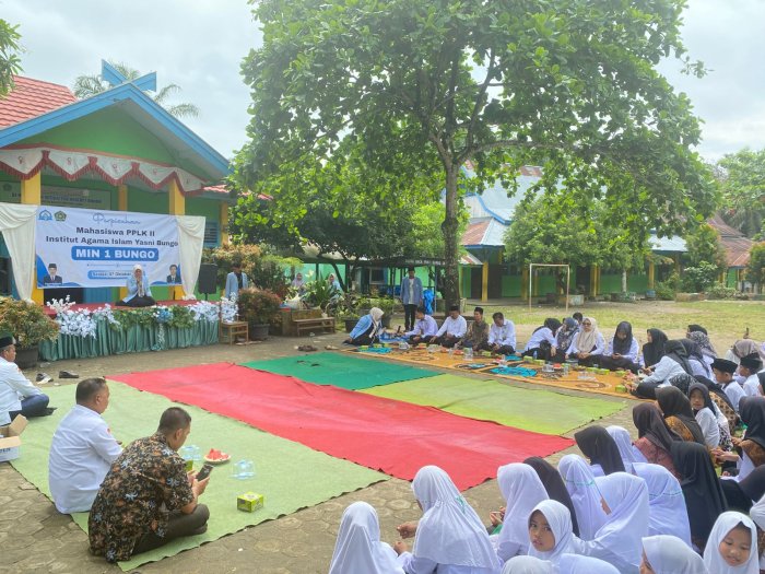 Penuh Canda, Haru, dan Doa: Perpisahan Mahasiswa PPL MIN 1 Bungo Berjalan Lancar dan Berkesan