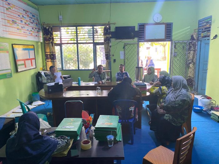 Kepala MIN 1 Bungo Pimpin Rapat Persiapan Administrasi PKKM