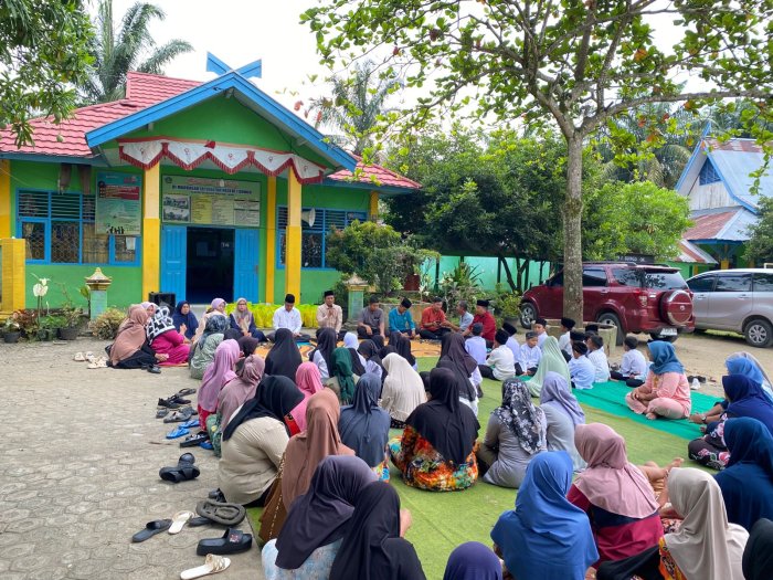 MIN 1 Bungo Awali Hari dengan Cahaya Ilahi, Pembacaan Surah Yasin Hadirkan Suasana Penuh Khusyuk