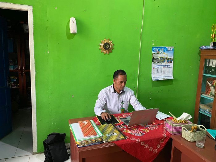 Evaluasi Kompetisi, Jamaludin, S.Pd.I Dorong MIN 1 Bungo Lebih Unggul di Olimpiade Madrasah dan ISO